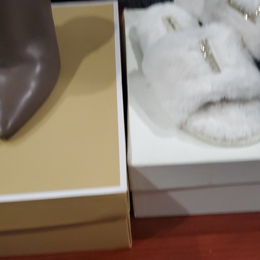 Shoes - Picture 3 of 3